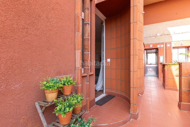 Foto fb5a1af3-35e3-4b81-9b1e-378a32187418. Dúplex amb calefacció aparcament piscina a Centre Sant Just Desvern