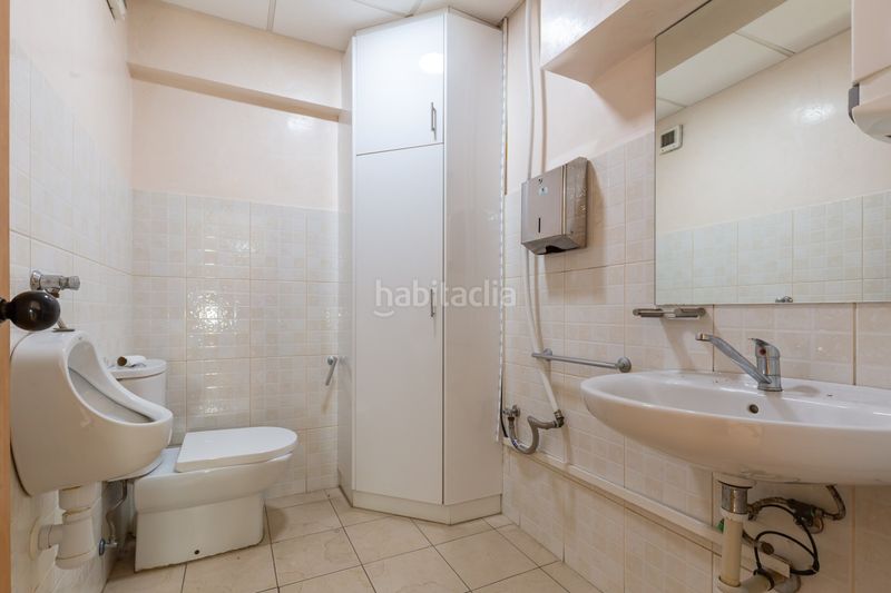 Foto 4be0dff0-4e54-440b-bd19-6373c761c20a. Local comercial a La Salut Barcelona