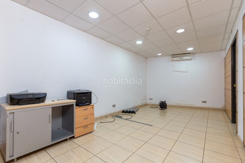 Foto 6342d576-222c-42e0-b31c-5651f09f8a49. Local comercial a La Salut Barcelona
