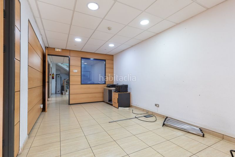 Foto 9c03c690-574e-4c6d-b093-4cb119e345d6. Local comercial a La Salut Barcelona