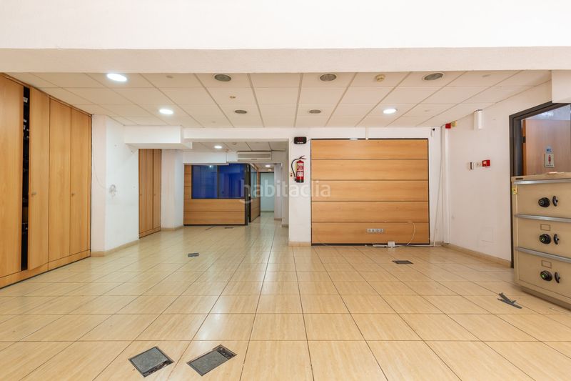 Foto a900f47c-162f-4978-97c0-cd600883d59a. Local comercial a La Salut Barcelona
