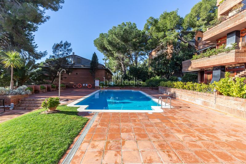Foto d622bc8a-44bf-4166-8896-0e400e9f2bd4. Planta baixa amb calefacció aparcament piscina a Sant Just Desvern