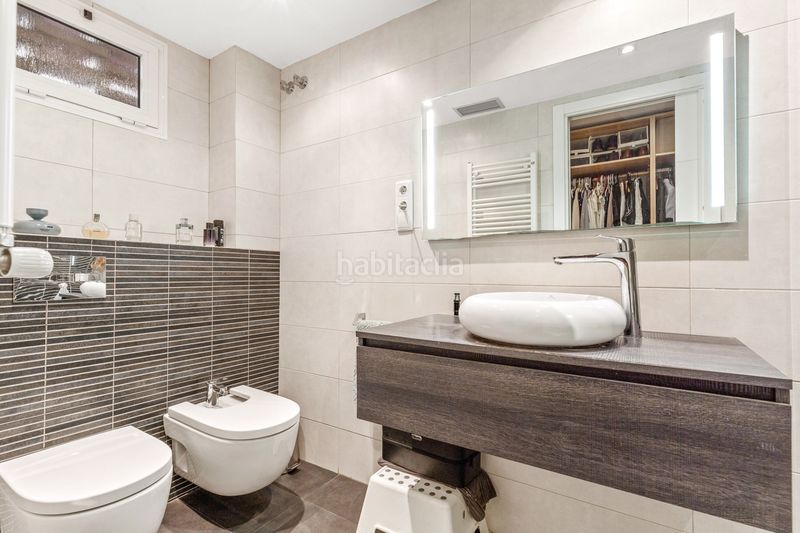 Foto d8ff469f-374f-4dfa-8b1c-fb53463d7bd1. Planta baixa amb calefacció aparcament piscina a Sant Just Desvern