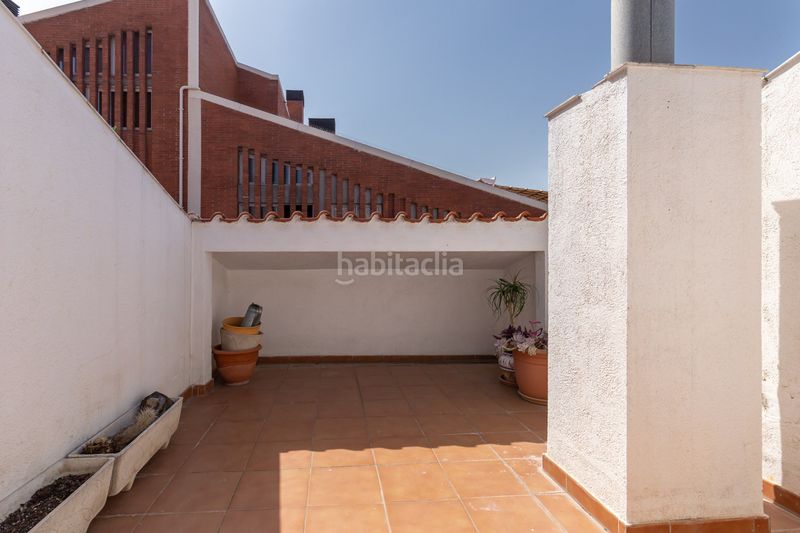 Foto 3d0c38e0-f97d-4652-9370-c4c1954550ee. Pis amb calefacció aparcament a Torreblanca Sant Joan Despí