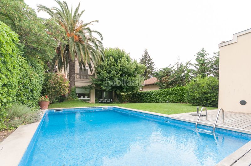 Foto f9a0f566-b273-4cdc-8a4d-cdf64dcc420f. Alquiler casa en Centre Sant Just Desvern