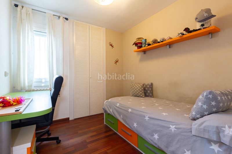 Foto e54354ef-255b-4b51-b7c0-c75a739367fc. Pis amb calefacció aparcament a Centre Esplugues de Llobregat