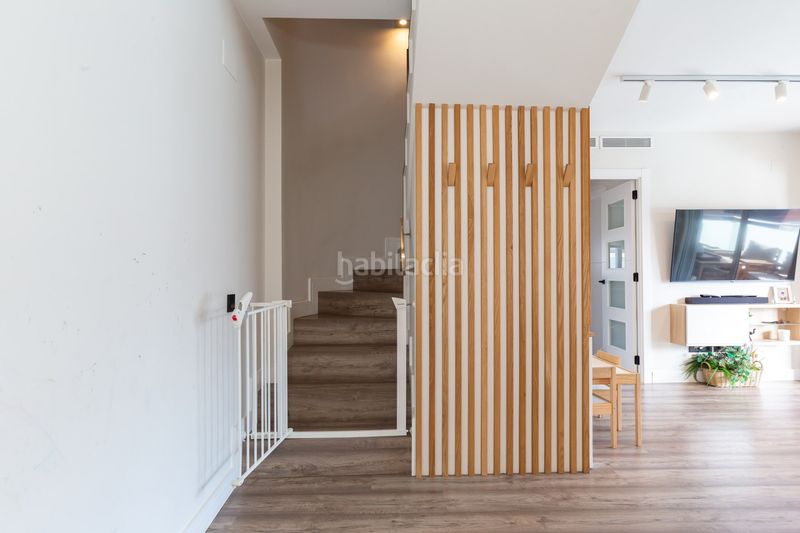 Foto cdf71b9c-8485-4fb9-88fd-215af752a568. Duplex with heating parking pool in Eixample Sant Joan Despí