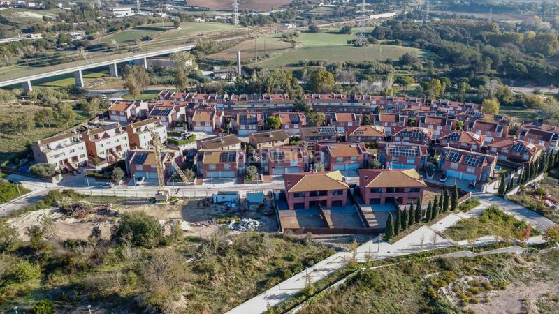Foto 4722e0a7-1d36-4634-882d-18de076609cc. Promotion Can BORRELL dans Roca del Vallès (La). Logements de biens neufs