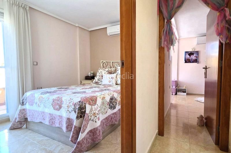 Foto 3721f0d8-6625-49b8-bfec-e19b70d5c267. Casa adossada a calle c. gotzone mora 36 a Parque Acuático - Sector 25 Torrevieja