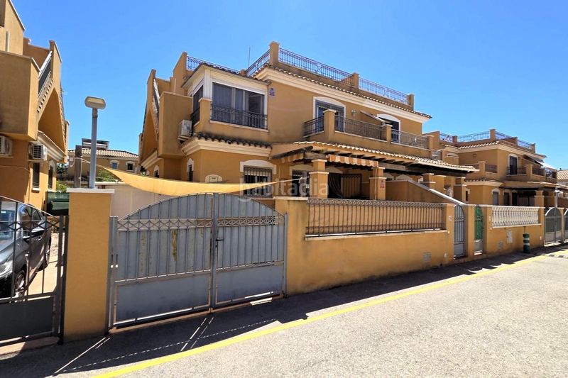 Foto 4b63d5e3-10f3-498a-b2ff-6a743e84a250. Casa adossada a calle c. gotzone mora 36 a Parque Acuático - Sector 25 Torrevieja