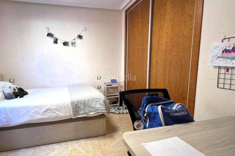 Foto a6c49e48-c717-47a0-b8b7-8f14dc084673. Casa adossada a calle c. gotzone mora 36 a Parque Acuático - Sector 25 Torrevieja