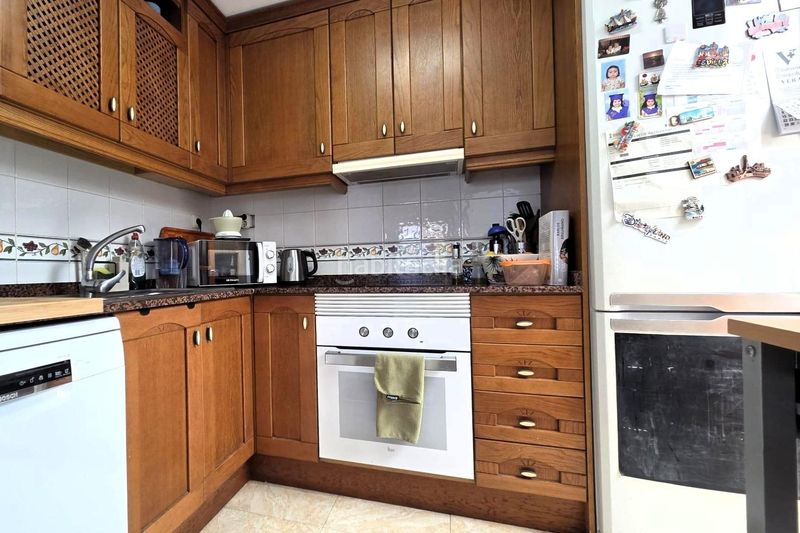 Foto c6ec3be8-1604-4219-9a3d-ba9b25222476. Casa adossada a calle c. gotzone mora 36 a Parque Acuático - Sector 25 Torrevieja