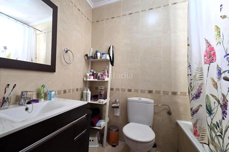 Foto ca00fc53-be5a-4410-a78b-5f6d74f2c5de. Casa adossada a calle c. gotzone mora 36 a Parque Acuático - Sector 25 Torrevieja