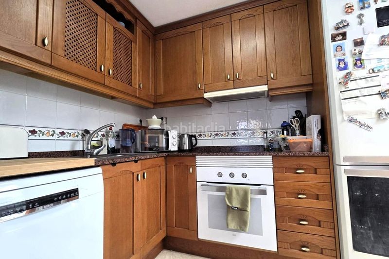 Foto dd18ee2e-416e-4e5e-a2e9-44f4f4bea0f4. Casa adossada a calle c. gotzone mora 36 a Parque Acuático - Sector 25 Torrevieja