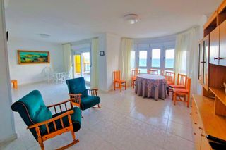 Apartament a Avenida Av. Dr. Mariano Ruiz Canovas 36
