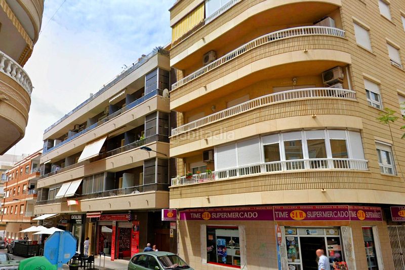 Foto 0ebf558e-0dfb-4bd5-bd1a-e50c15beda75. Apartament a calle c. moriones 27 a Las Piscinas Naturales Torrevieja