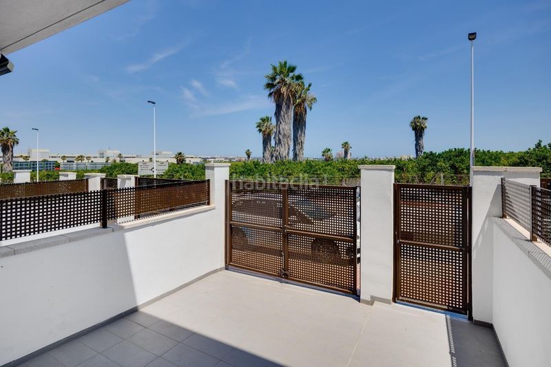Foto 1684aa0d-f513-4a8f-aec4-e27bdae953ab. Casa adossada a calle c. teide 2 - 72 a Los Balcones-Los Altos Torrevieja