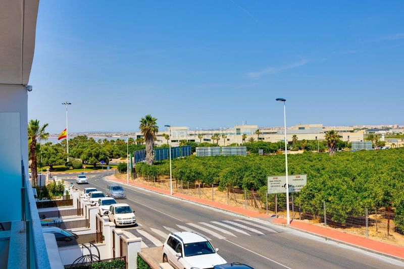 Foto 195dc84c-5308-4056-942a-565417402840. Casa adossada a calle c. teide 2 - 72 a Los Balcones-Los Altos Torrevieja