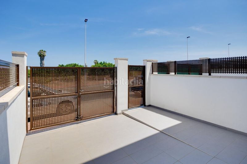 Foto 86909864-c85a-4958-8f63-b993c04926bd. Casa adossada a calle c. teide 2 - 72 a Los Balcones-Los Altos Torrevieja