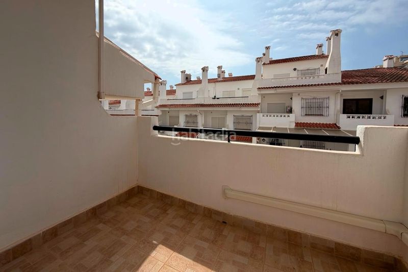 Foto 05fba40b-99c7-4fe0-a175-49801cb99e9e. Casa adossada a calle c aquiles 2 a Torreblanca Torrevieja
