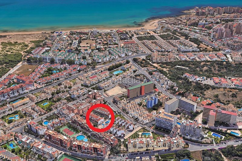 Foto 80e89cc7-a22c-4842-909d-17b8d1bbbeae. Casa adossada a calle c aquiles 2 a Torreblanca Torrevieja