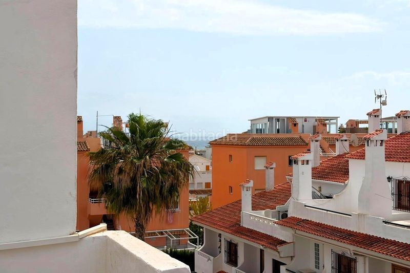 Foto d05dbaeb-52c7-4148-baf4-42d28b6a5752. Casa adossada a calle c aquiles 2 a Torreblanca Torrevieja