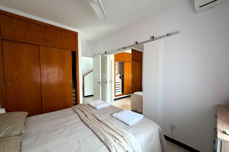 Foto eaf8610c-e6a3-4aff-9bb8-27d60ce3366c. Casa adossada a calle c aquiles 2 a Torreblanca Torrevieja