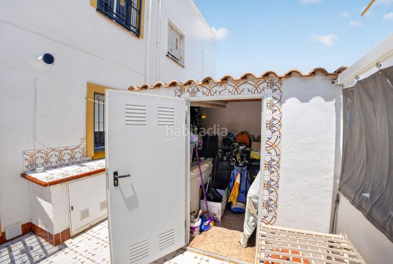 Foto 5f6359c6-dc14-4e38-b7c0-7f0cec9e72d3. Casa adossada a calle c. pilar lorengar 49 a Zona Carrefour - Urbanizaciones Torrevieja
