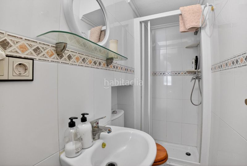 Foto 8092341b-8b83-4a8b-a71c-f0f4f10e66b3. Casa adossada a calle c. pilar lorengar 49 a Zona Carrefour - Urbanizaciones Torrevieja