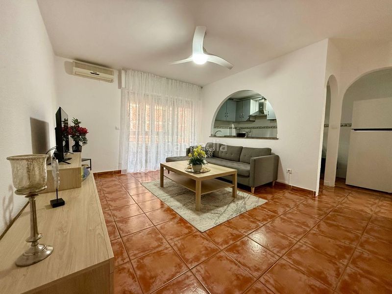 Foto 2e16a4d7-cb7f-476f-afc9-9e9b7e16ecbd. Apartament amb calefacció a Las Piscinas Naturales Torrevieja