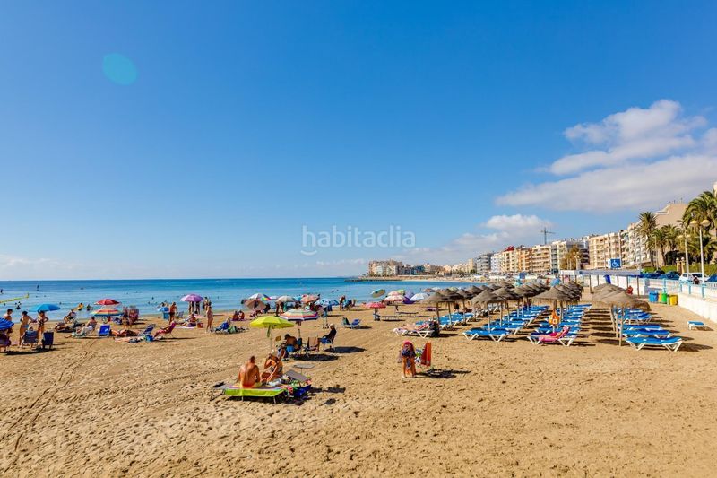 Foto a7c4b9b2-4ac7-45cc-8512-82e9ff15e255. Àtic a calle c. suecia 14 a Zona Playa de los Locos Torrevieja