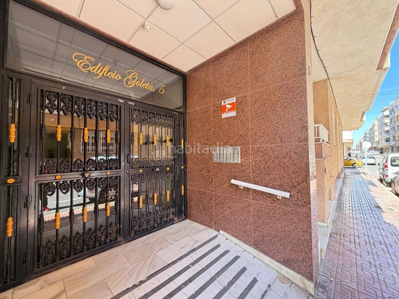 Foto ca98dcf8-5df5-4e38-a7e9-f9432fb40c2f. Apartament a calle c. goleta 5 a Zona Playa del Cura Torrevieja