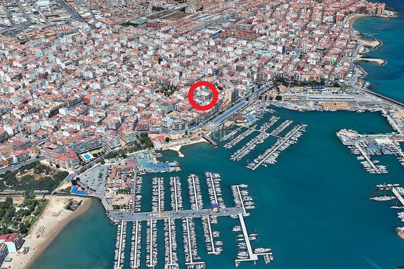 Foto c7e77dcf-cf2e-4fe0-9a38-e09d102c5db4. Àtic a calle c. concepción 6 a Centro - Muelle Pesquero Torrevieja