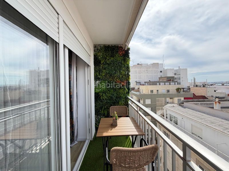 Foto de571cd4-f849-42e7-81f5-982c2a358f91. Àtic a calle c. concepción 6 a Centro - Muelle Pesquero Torrevieja