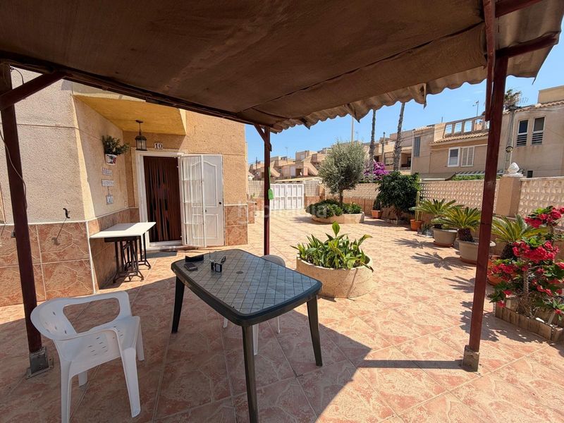 Foto 31a11ab7-099c-48e6-866c-a65dddc0a296. Casa adossada amb aparcament piscina a Zona los Frutales Torrevieja