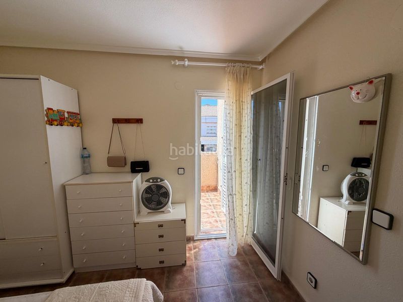 Foto 4731f993-22de-41cf-84c1-2feeb3f2e868. Casa adossada amb aparcament piscina a Zona los Frutales Torrevieja