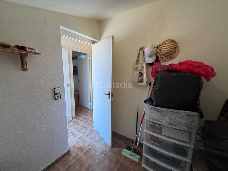 Foto 496b0854-3ef3-48dd-a8de-754e15d56dc9. Casa adossada amb aparcament piscina a Zona los Frutales Torrevieja