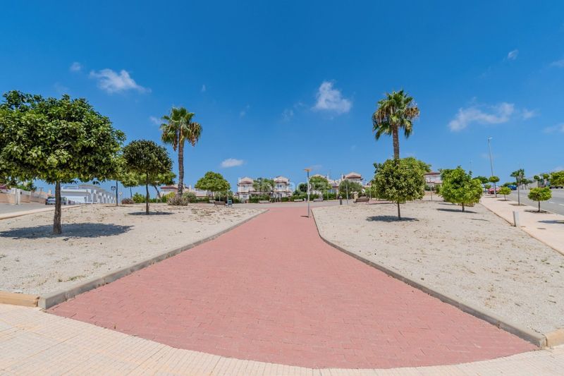 Foto 5a19b1ac-b60e-4265-87b9-d570e6974949. Xalet a calle c. olof palme 10 a San Fulgencio