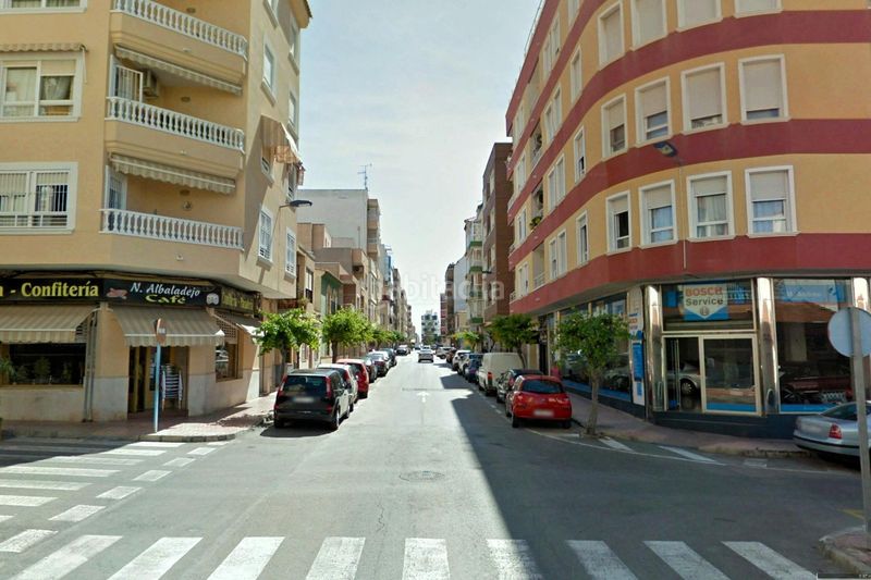 Foto 6a8b5cee-00fa-4b47-b798-e01f97ee9ac9. Àtic a calle c. campoamor 50 a Puerto Deportivo Torrevieja