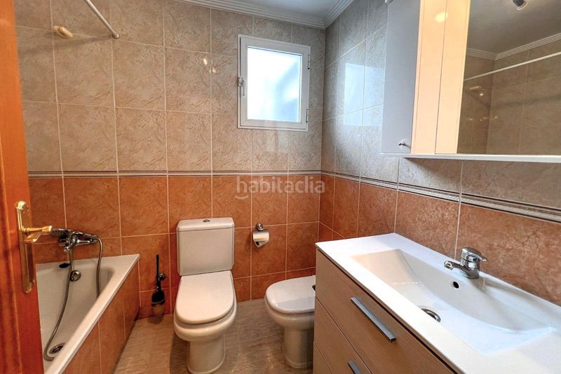 Foto a2a2df4c-de99-49a3-82d5-f6b47d231dc8. Àtic a calle c. campoamor 50 a Puerto Deportivo Torrevieja
