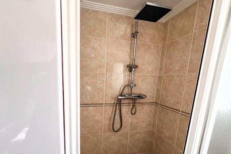 Foto d3c7cbc2-3067-447a-a62c-82e4d66b329f. Àtic a calle c. campoamor 50 a Puerto Deportivo Torrevieja