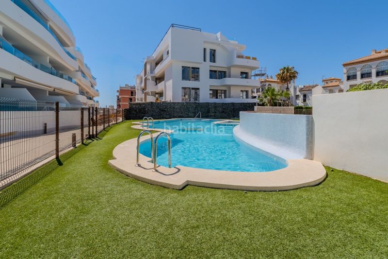 Foto fa62f579-0045-49e8-b119-5006cb7ddf3b. Apartament a calle c. miguel barceló 410 a Playa Flamenca Orihuela