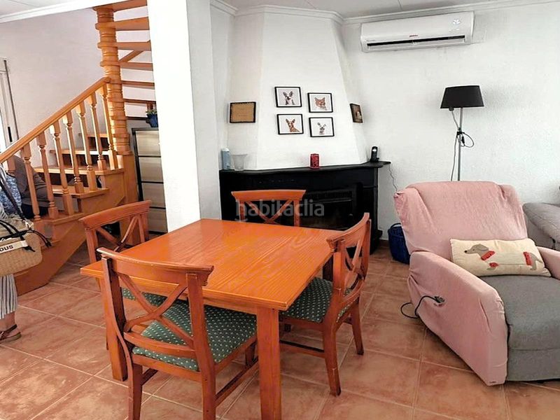 Foto 0bd443cb-62de-4d08-8cb7-ed8ac751d95c. Casa aparellada a calle c. schumann 19 a Zona Carrefour - Urbanizaciones Torrevieja