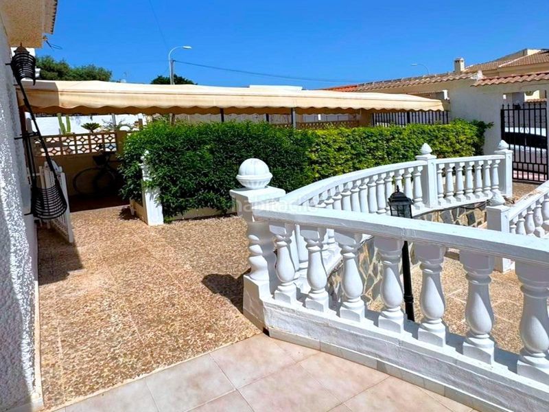 Foto 9fa65da7-5b76-4792-8ba6-92a7db728fdb. Casa aparellada a calle c. schumann 19 a Zona Carrefour - Urbanizaciones Torrevieja