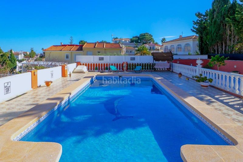 Foto 3b6e70d0-41a2-4476-b408-af0f6d61702e. Xalet a avenida av. elche bal 41 a Los Balcones-Los Altos Torrevieja