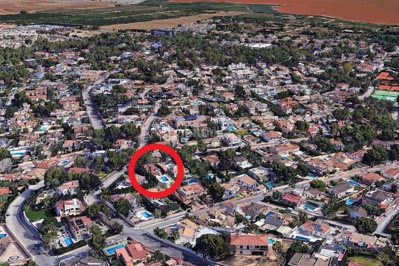 Foto 5a4484a9-db0a-49b7-af0b-f7a11fb7b396. Xalet a avenida av. elche bal 41 a Los Balcones-Los Altos Torrevieja