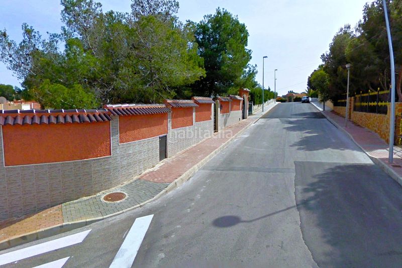 Foto 83cda07a-f2e6-4571-bba5-0de1256bab4a. Xalet a avenida av. elche bal 41 a Los Balcones-Los Altos Torrevieja