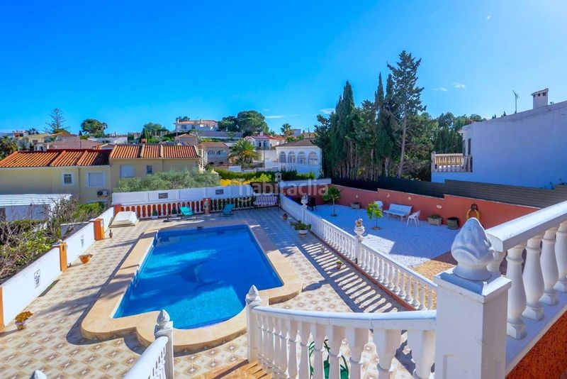 Foto c53fee8f-2e81-401f-956d-6a55cd483b96. Xalet a avenida av. elche bal 41 a Los Balcones-Los Altos Torrevieja