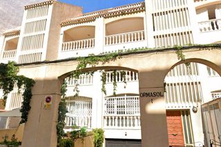 Apartament a Calle C. Arquitecto Larramendi 16