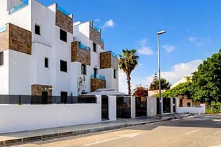 Reihenhaus in Calle C. Pinos los Lomas de Gol 19